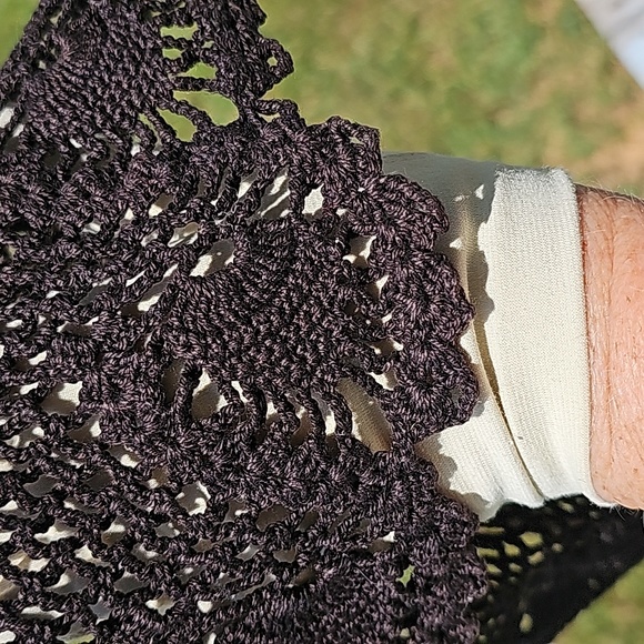 Handmade Crocheted Collar - Picture 12 of 15